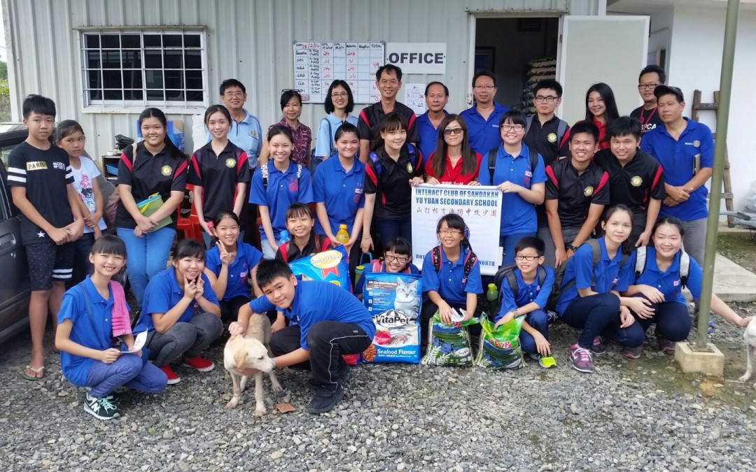 Voluntary Work by Students from Interact Club of Yu Yuan Secondary School