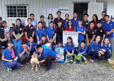 Voluntary Work by Students from Interact Club of Yu Yuan Secondary School